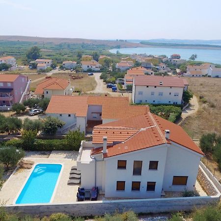 פובליאנה Villa Cvita מראה חיצוני תמונה