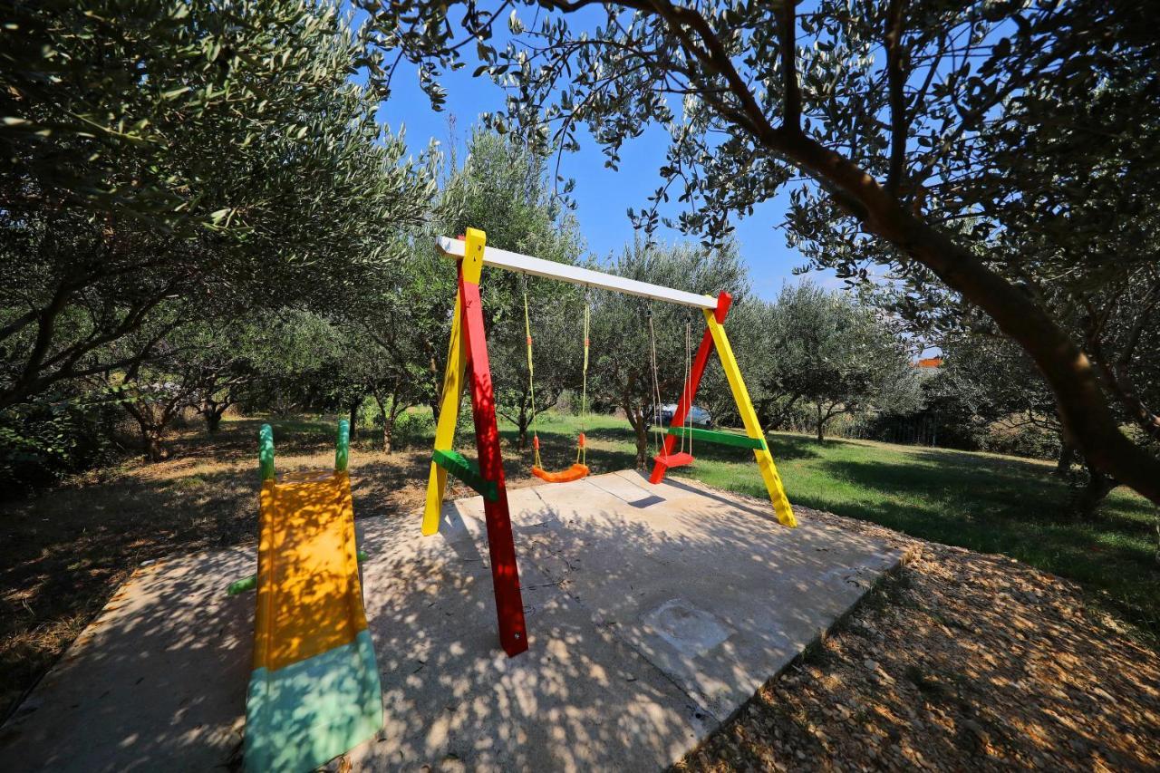 פובליאנה Villa Cvita מראה חיצוני תמונה