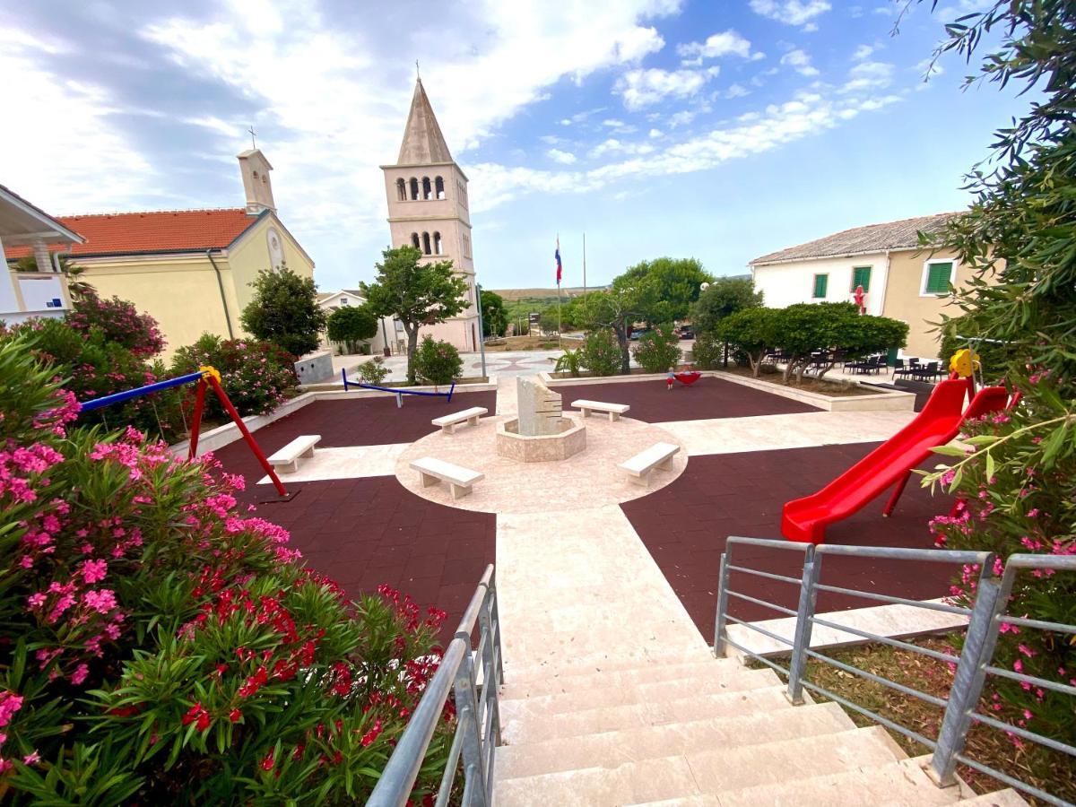 פובליאנה Villa Cvita מראה חיצוני תמונה